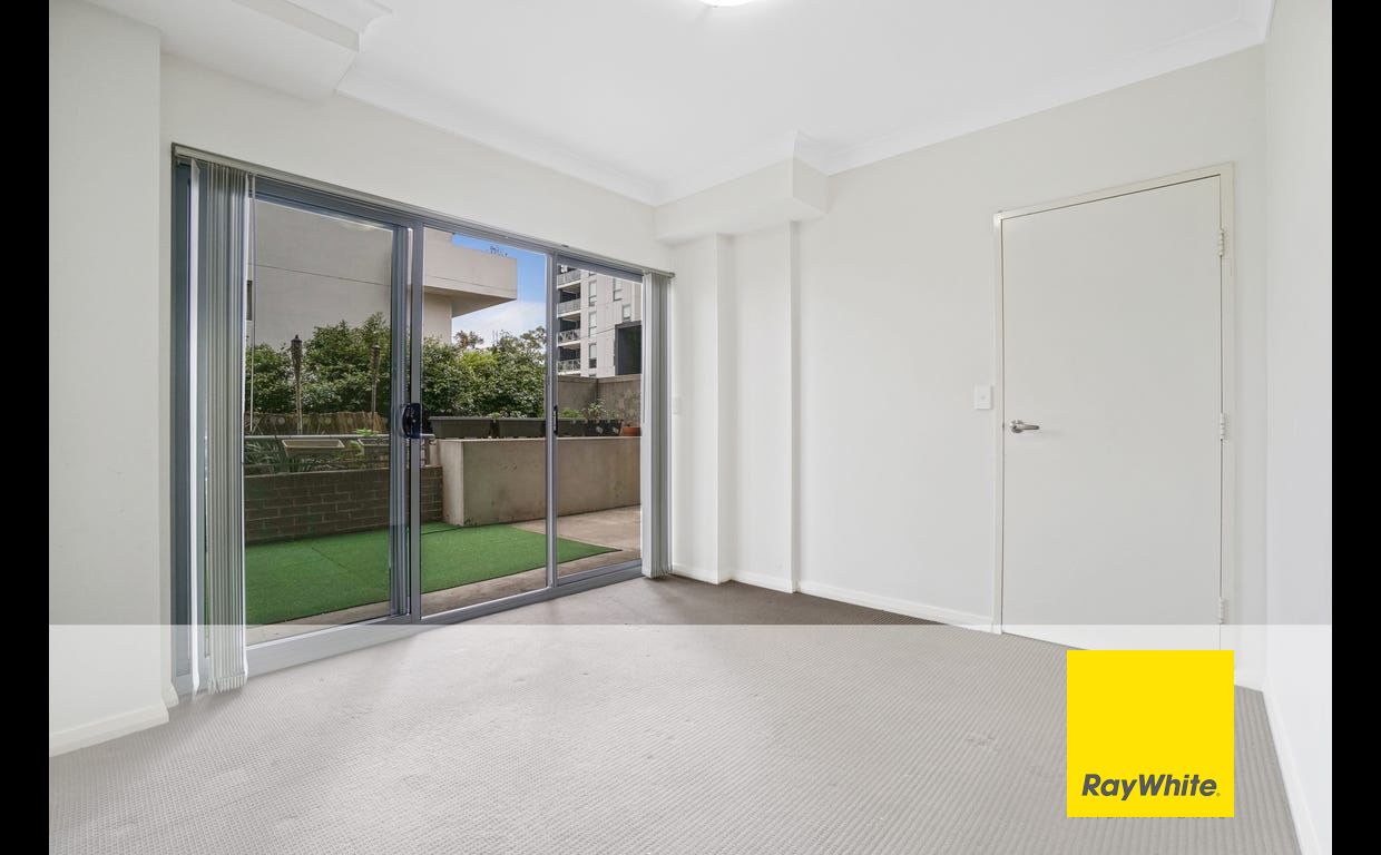 2/3-5 Browne Parade, Warwick Farm NSW 2170, Image 1