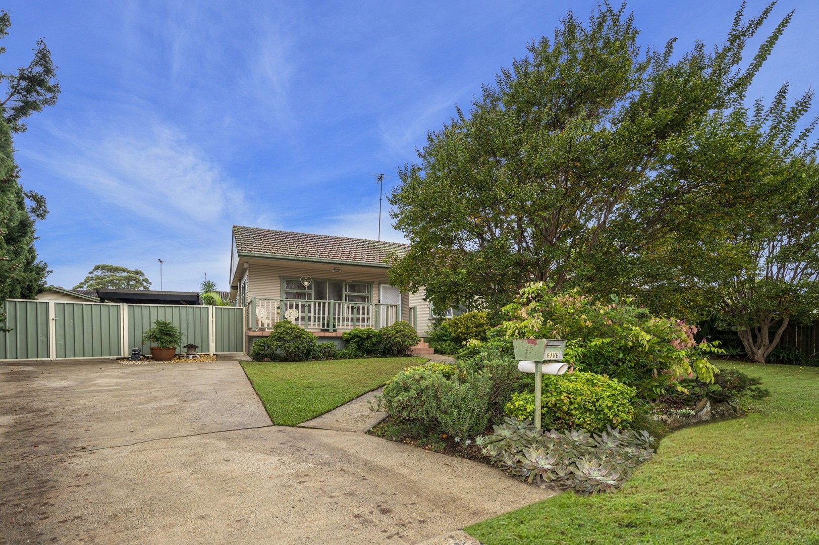 5 Seale Crescent, Leumeah NSW 2560, Image 0