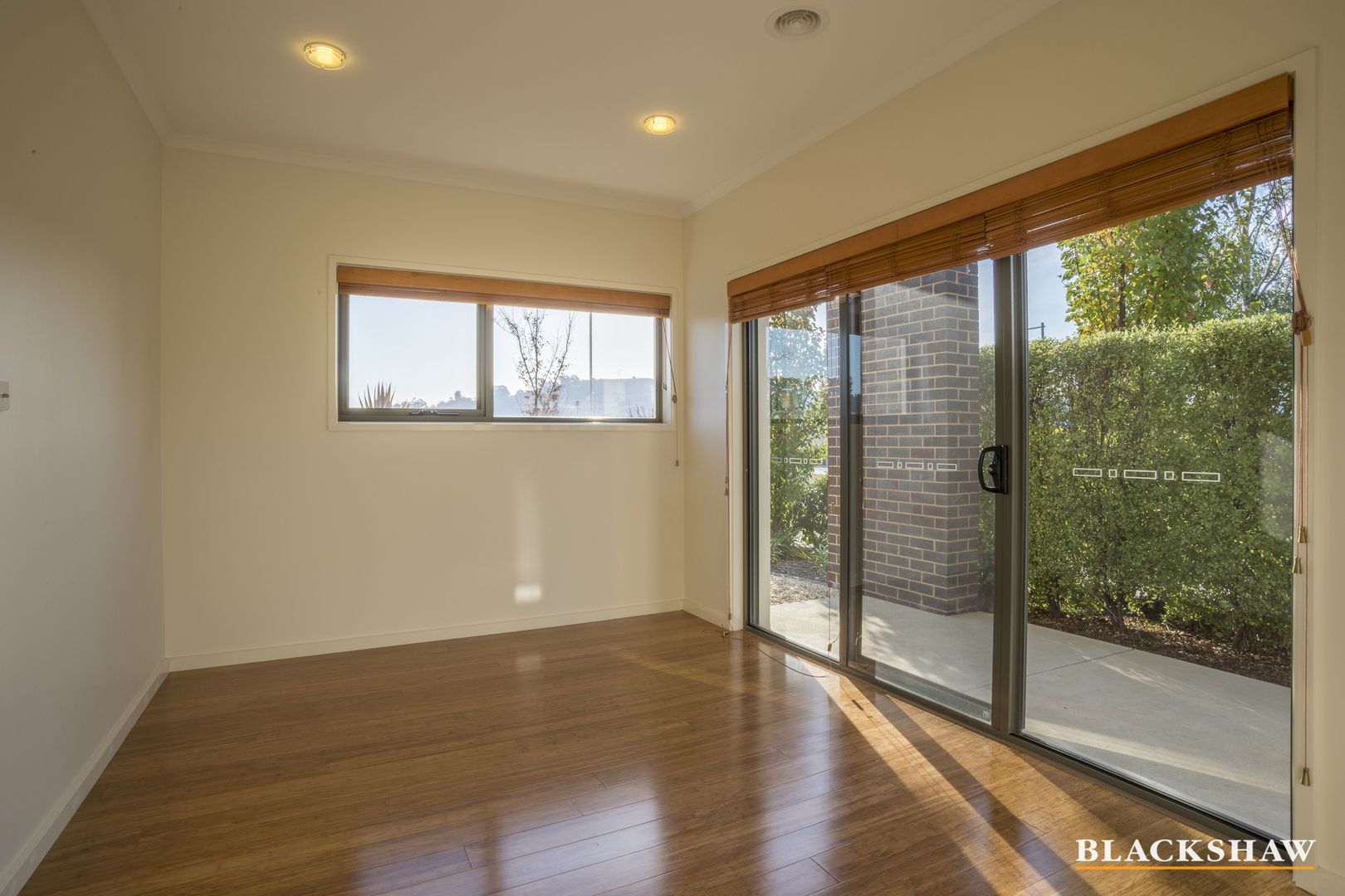 31 Narden Street, Crace ACT 2911, Image 2