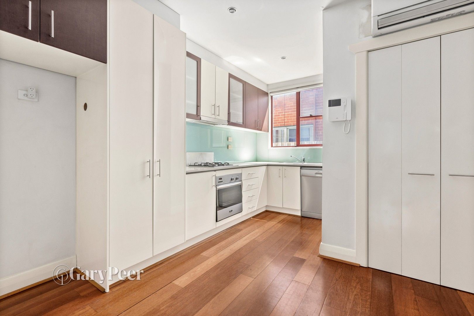 2 bedrooms Apartment / Unit / Flat in 1/340a Dandenong Rd ST KILDA EAST VIC, 3183