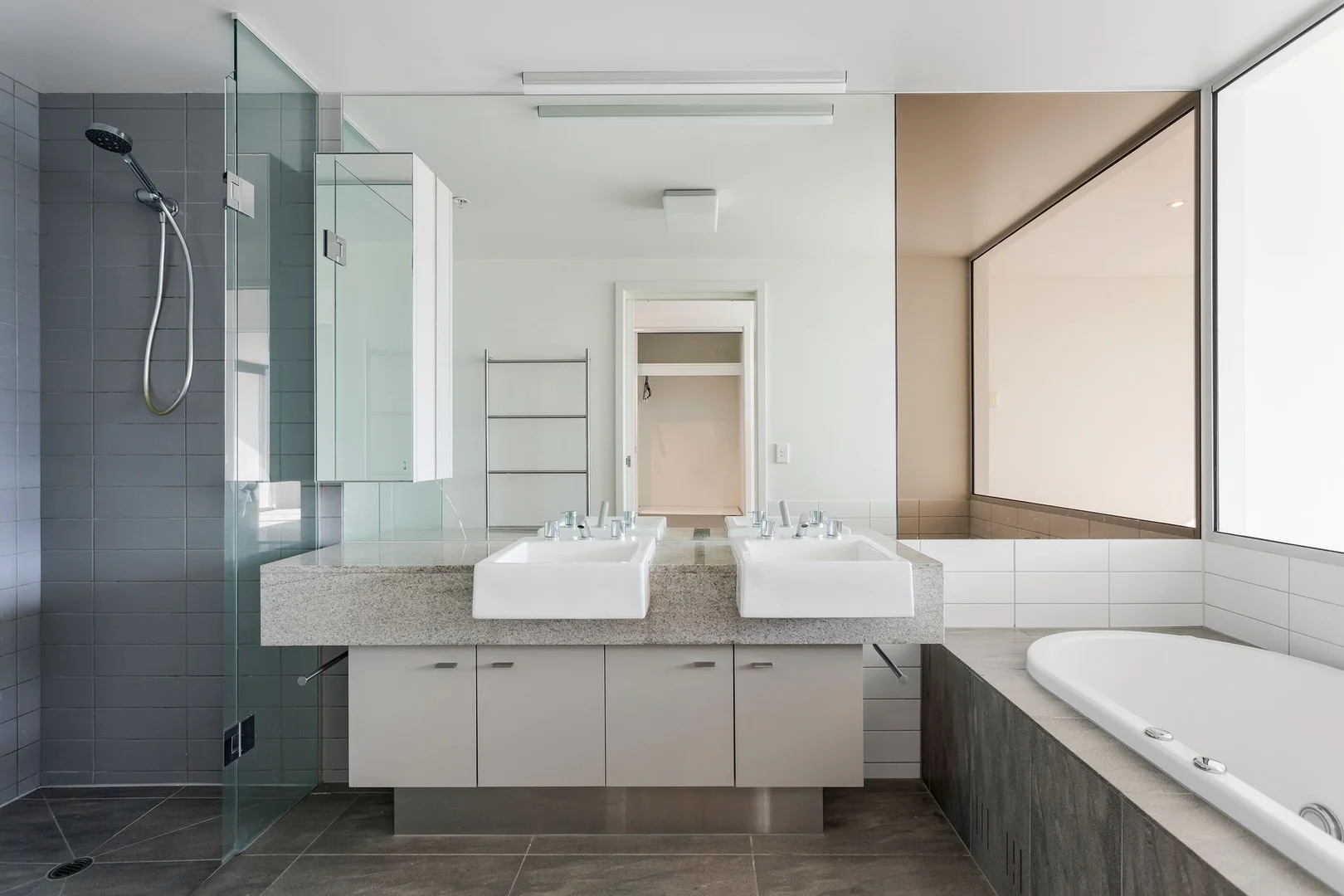 Additional image 5 of 2502/80 Lorimer Street, Docklands VIC 3008