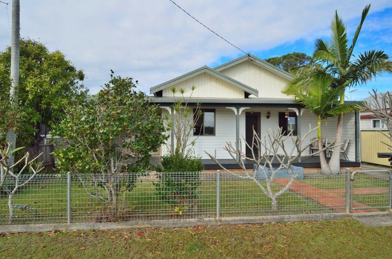 4 bedrooms House in 71 Broughton Street WEST KEMPSEY NSW, 2440
