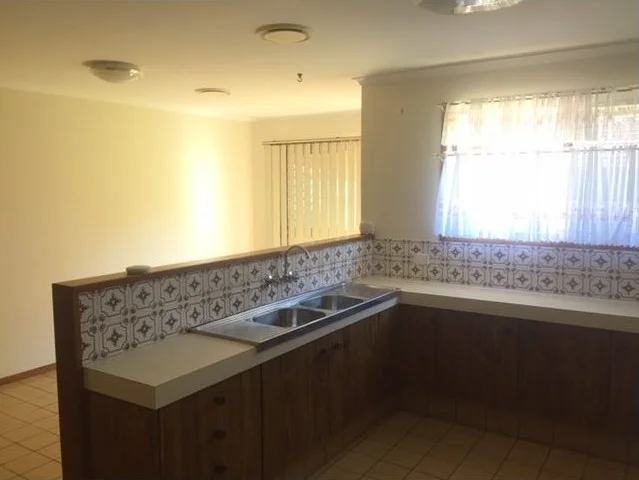 Additional image 2 of 27 Vienna Way, Strathpine QLD 4500