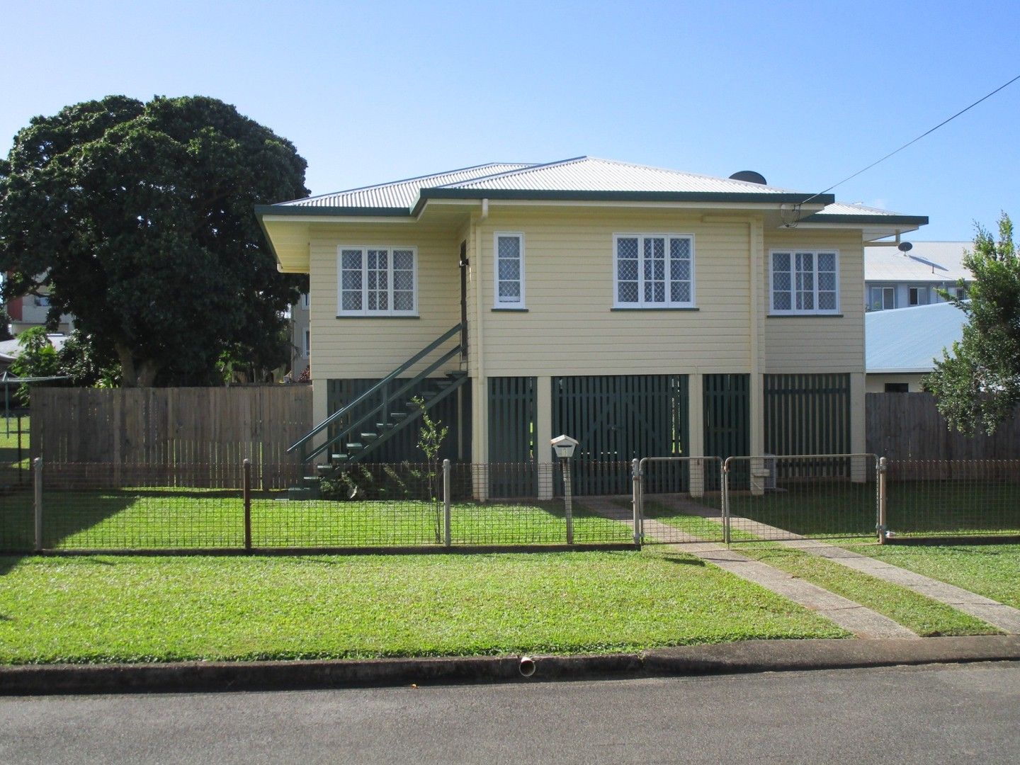 3 bedrooms House in 3 Cavanagh St WOREE QLD, 4868