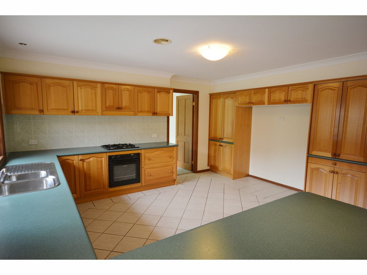 68 Fifth Avenue, Katoomba NSW 2780, Image 2