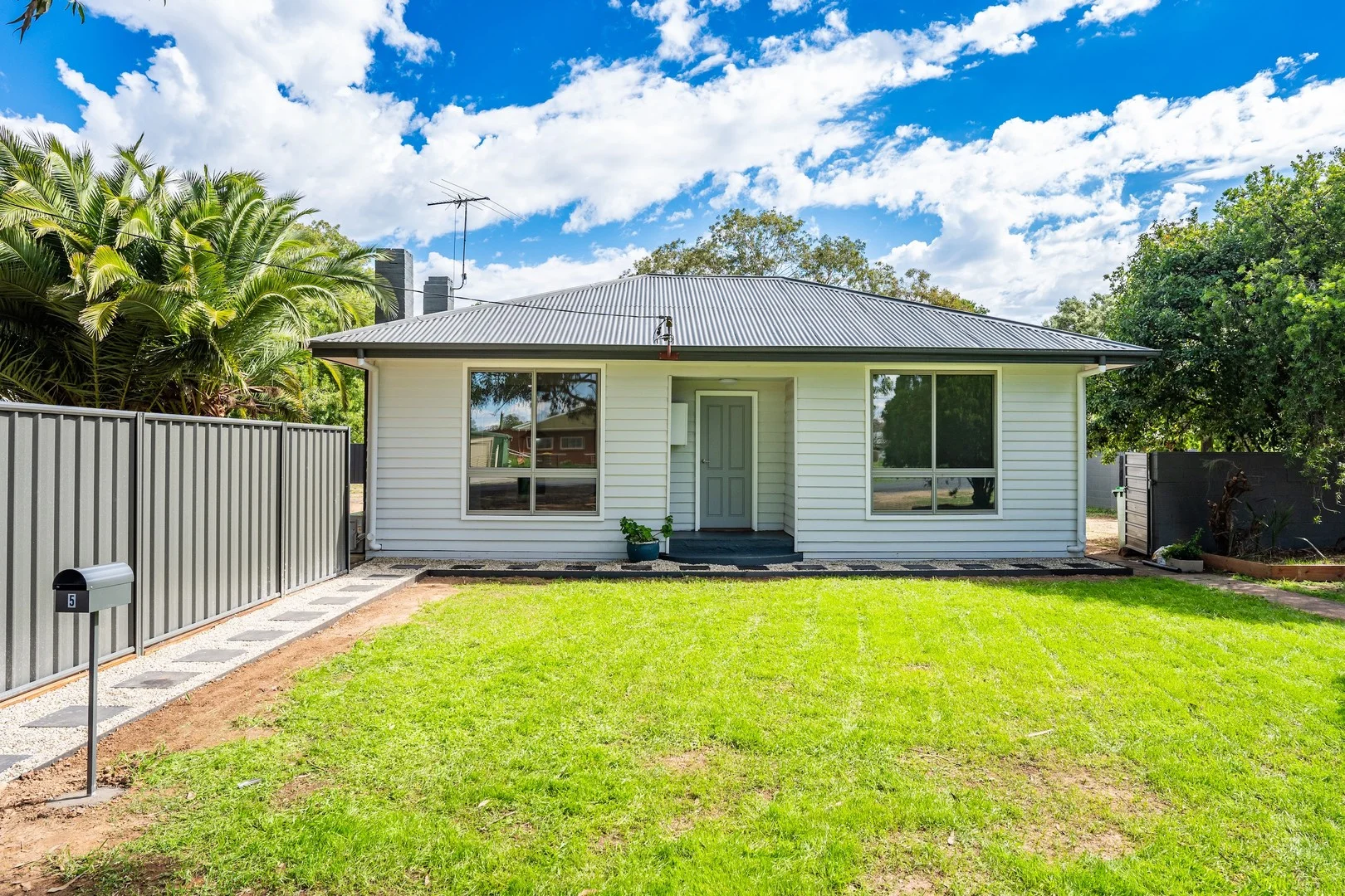 Primary image of 5 Gordon Street, Culcairn NSW 2660