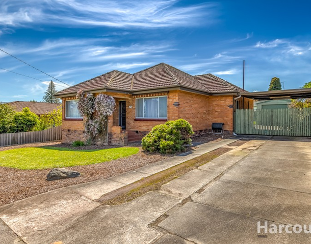 14 Belvedere Court, Newborough VIC 3825