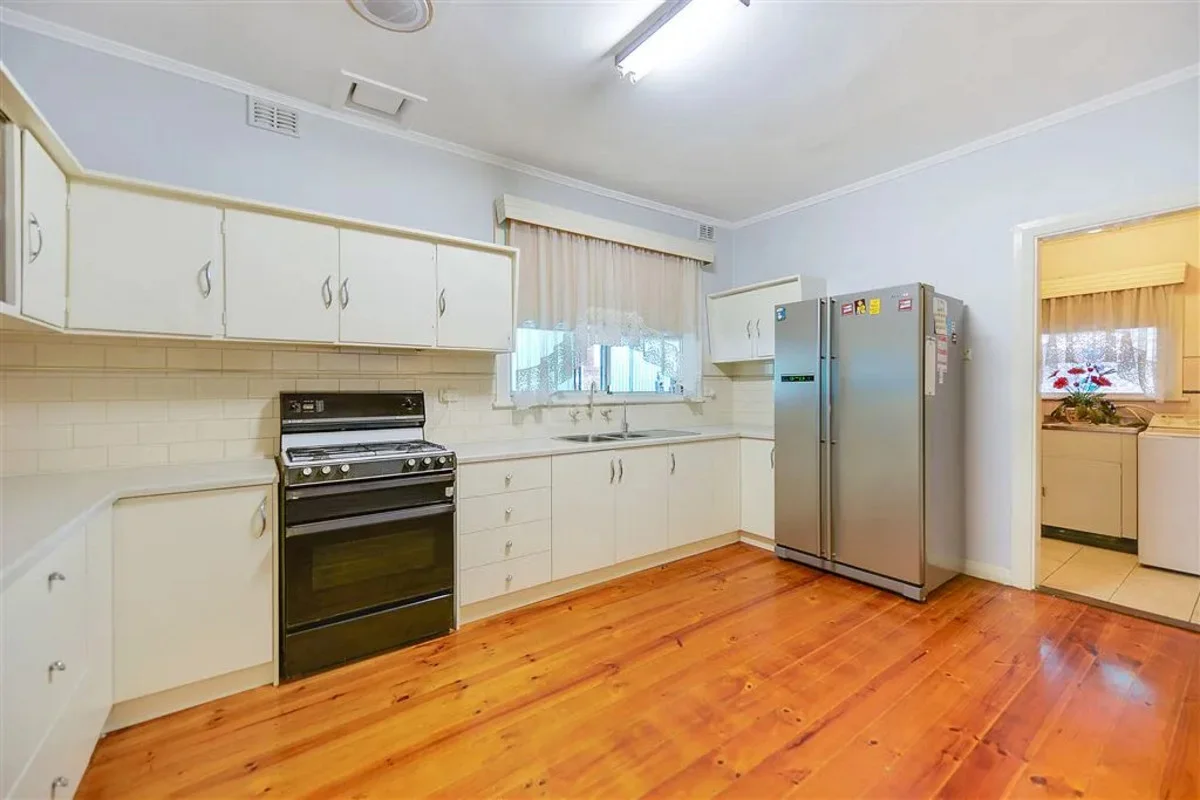 Additional image 2 of 180 Railway Terrace, Taperoo SA 5017