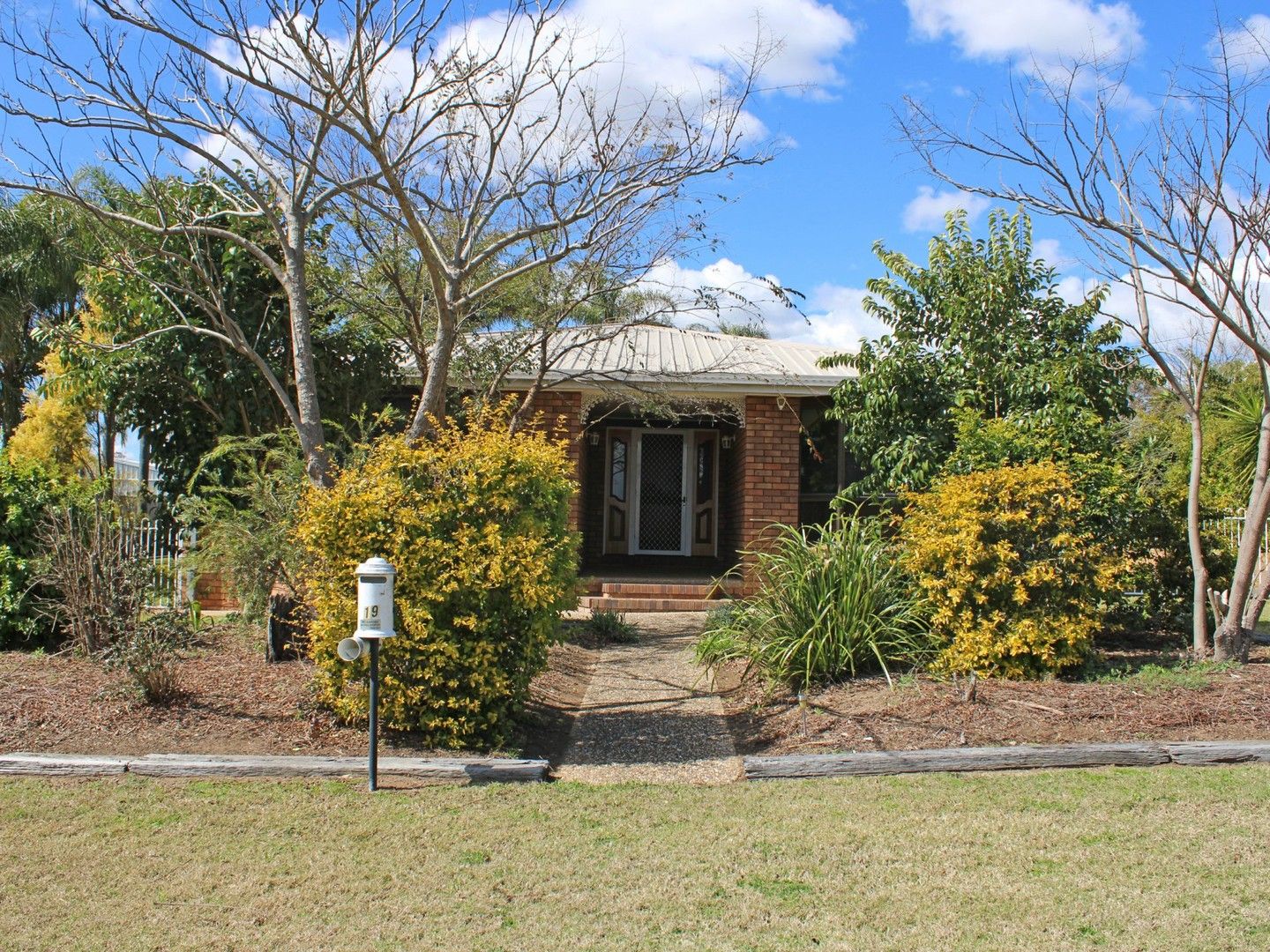 3 bedrooms House in 19 Peace Street ROSENTHAL HEIGHTS QLD, 4370