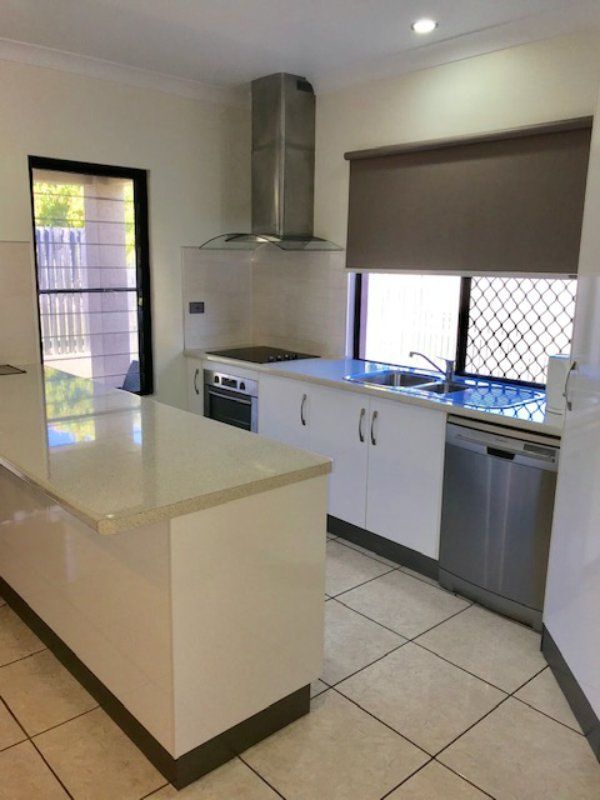 8 11 Kennedy Street Bowen Qld 4805 Apartment For Rent