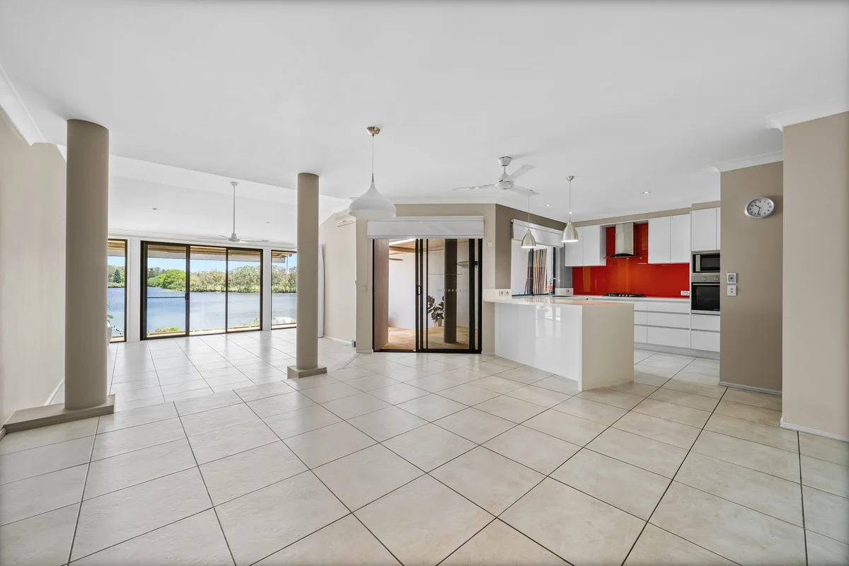 Additional image 5 of 1 Greystone/125 Santa Cruz Boulevard, Clear Island Waters QLD 4226