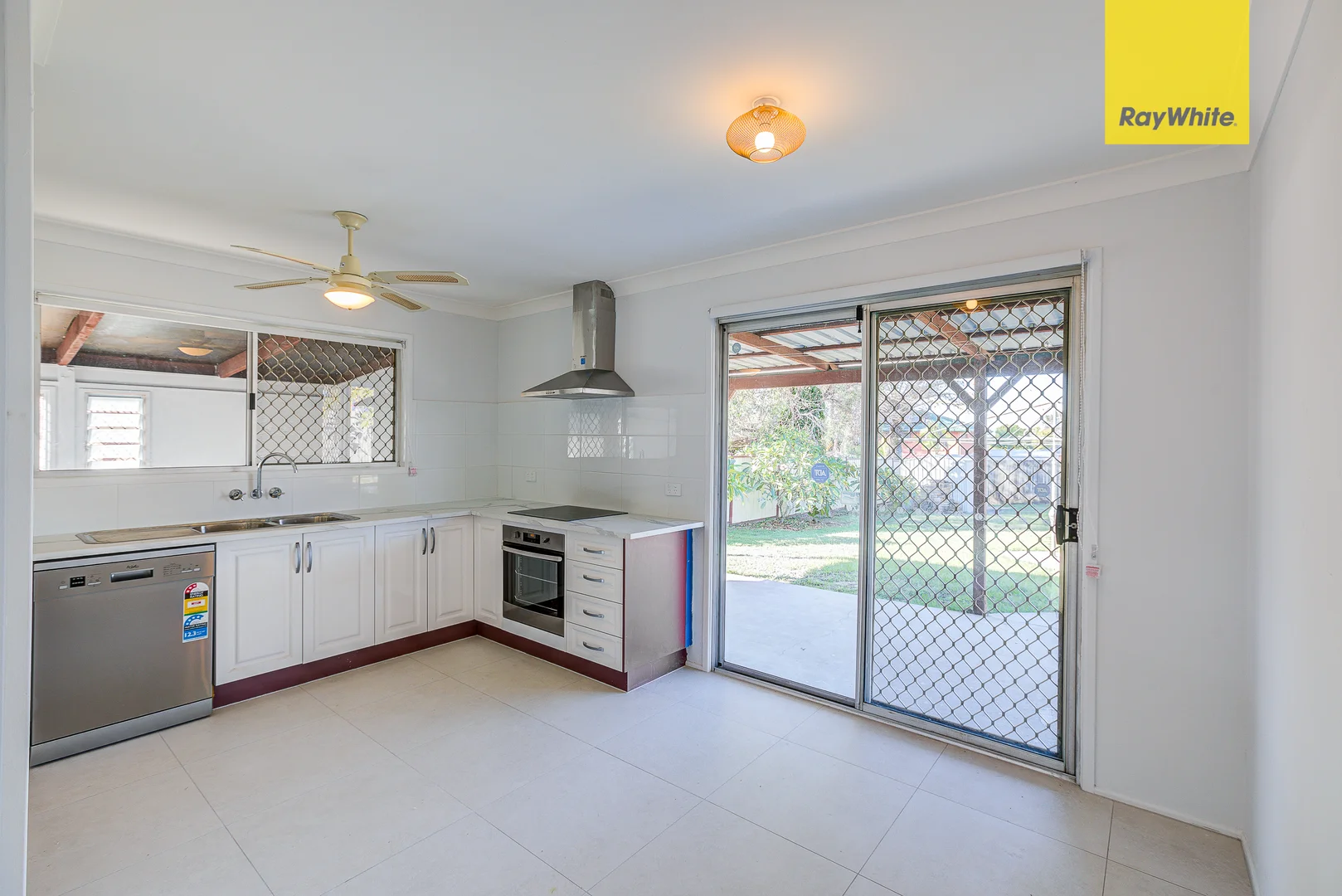 Additional image 6 of 326 Middle Road, Boronia Heights QLD 4124