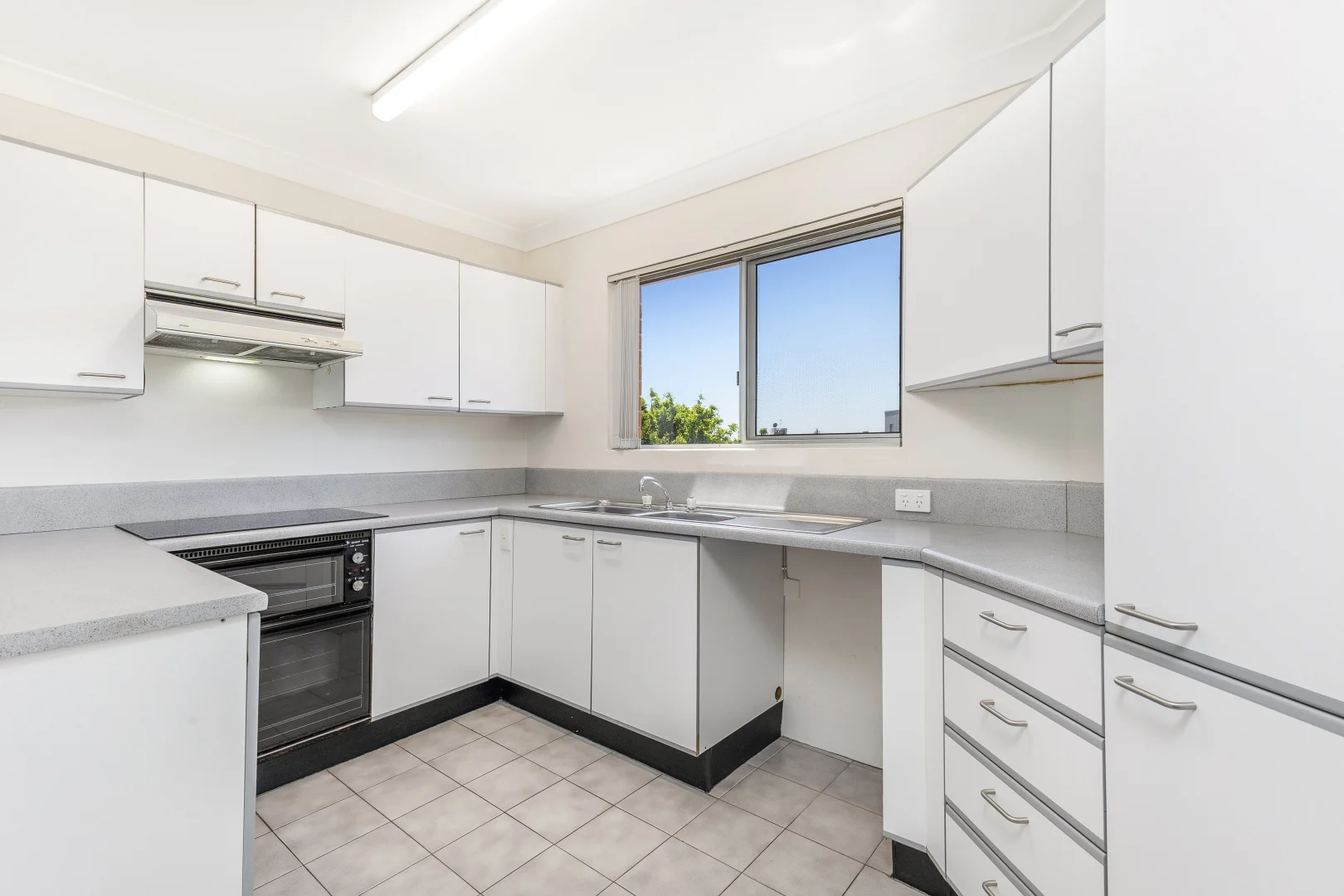 Additional image 2 of 31/55-57 Glencoe Street, Sutherland NSW 2232
