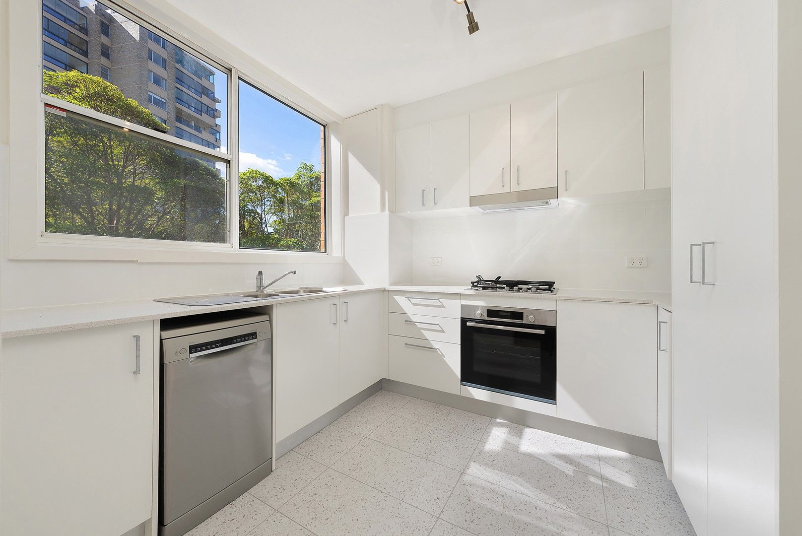 22/27 Rangers Road, Cremorne NSW 2090, Image 2