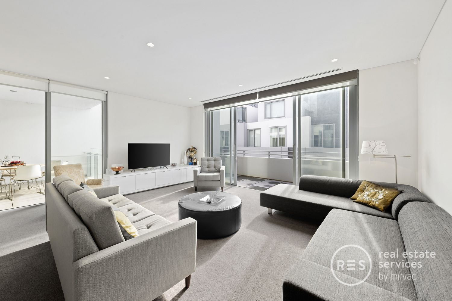 98 South Wharf Drive, Docklands VIC 3008, Image 1