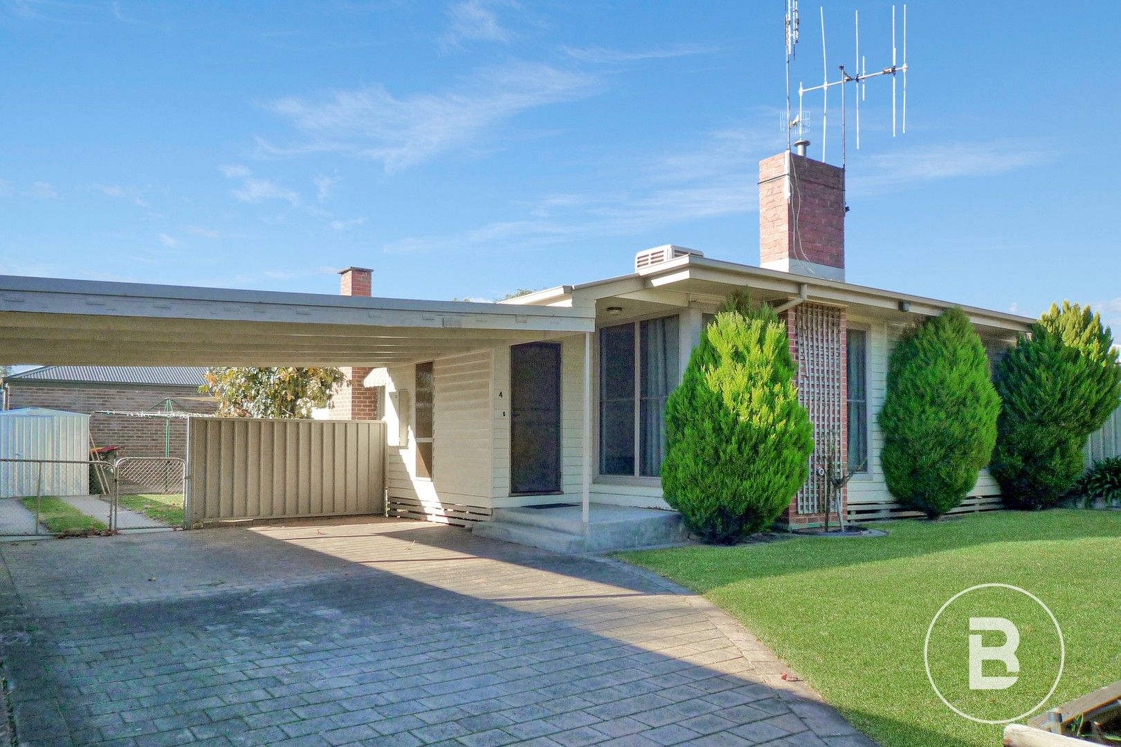 3 bedrooms House in 4 Kurrajong Street GOLDEN SQUARE VIC, 3555