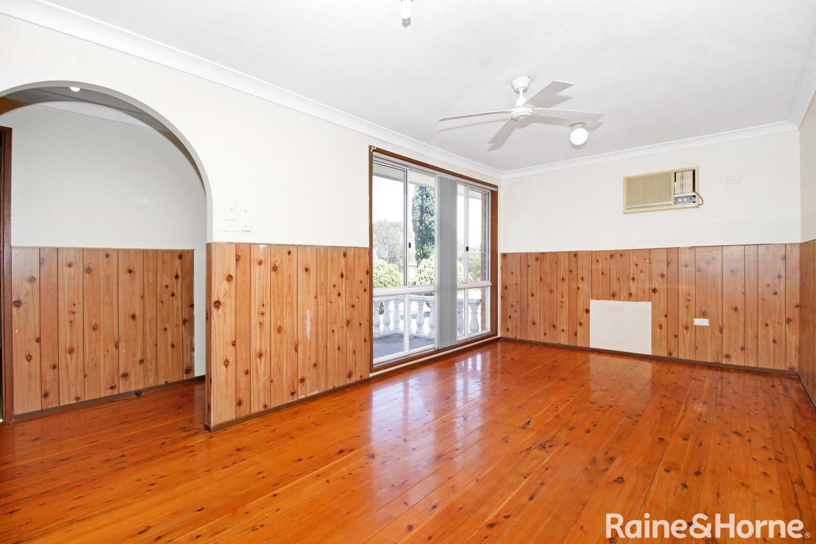 29 Shadlow Crescent, St Clair NSW 2759, Image 1