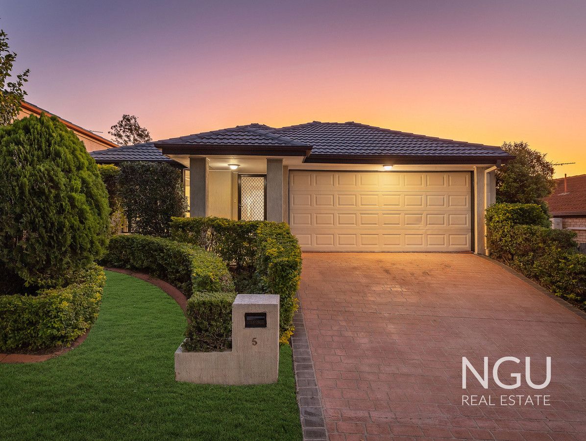 4 bedrooms House in 5 Garonne Court SPRINGFIELD QLD, 4300