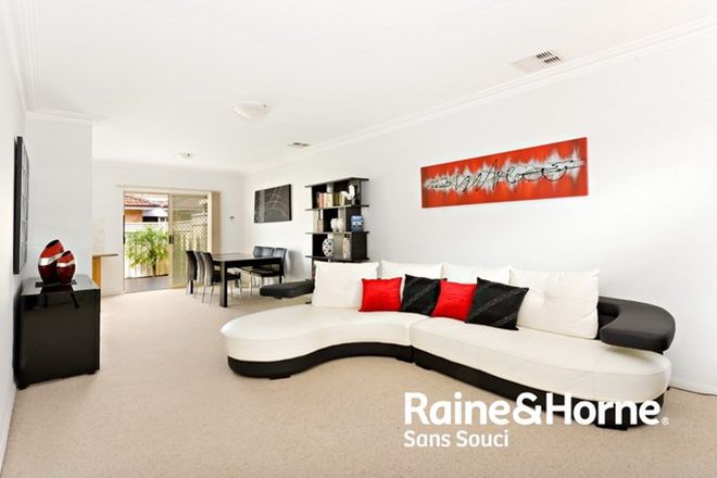 Picture of 4/133-135 Russell Avenue, DOLLS POINT NSW 2219