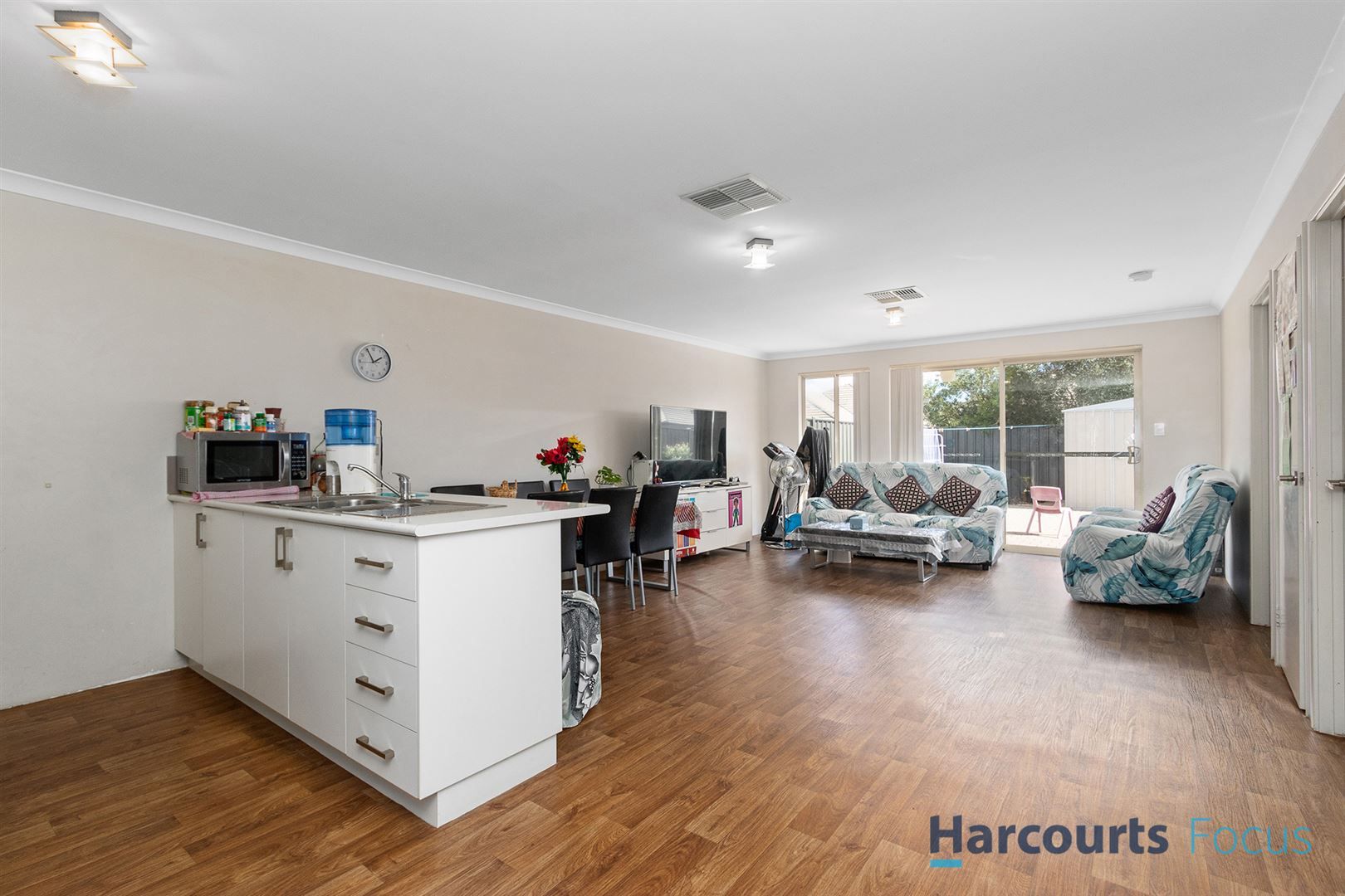 33B Georgina Street, Hilbert WA 6112, Image 2