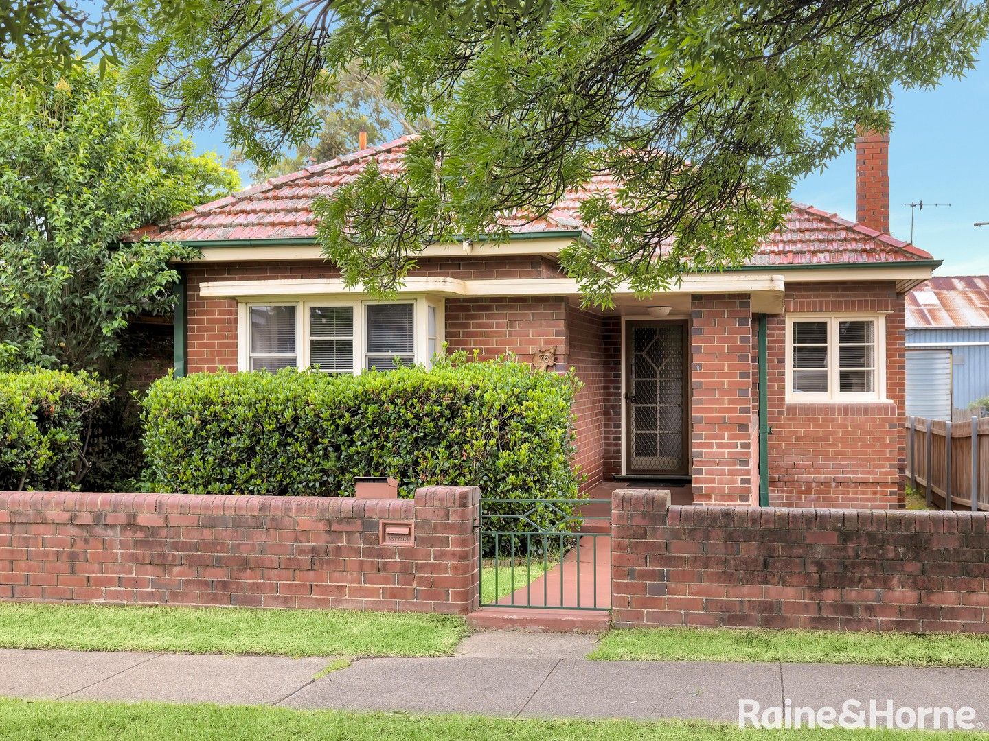 76 Seymour Street, Bathurst NSW 2795, Image 0