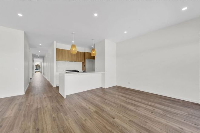 Picture of 120 Bourbon Road, CRANBOURNE EAST VIC 3977