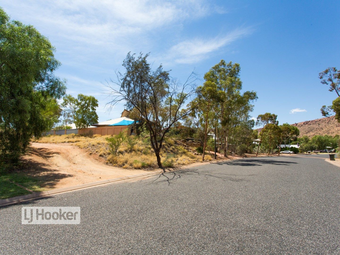 74 Hillside Gardens, Desert Springs NT 0870, Image 1