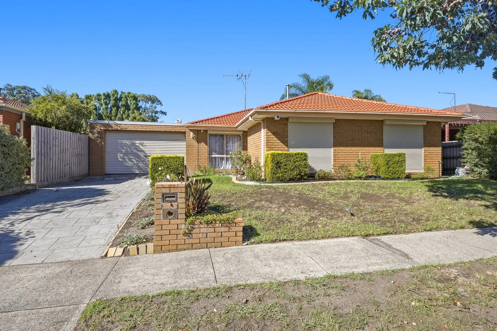 69 Willora Crescent, Cranbourne West VIC 3977