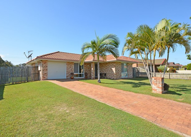 8 Ivybird Court, Torquay QLD 4655