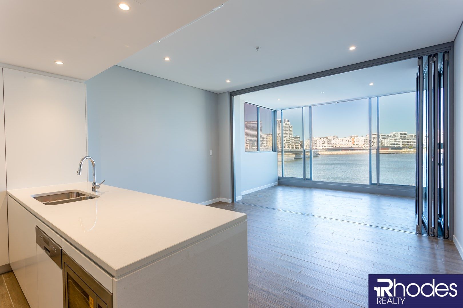 1 bedrooms Apartment / Unit / Flat in 307/7 Half Street WENTWORTH POINT NSW, 2127