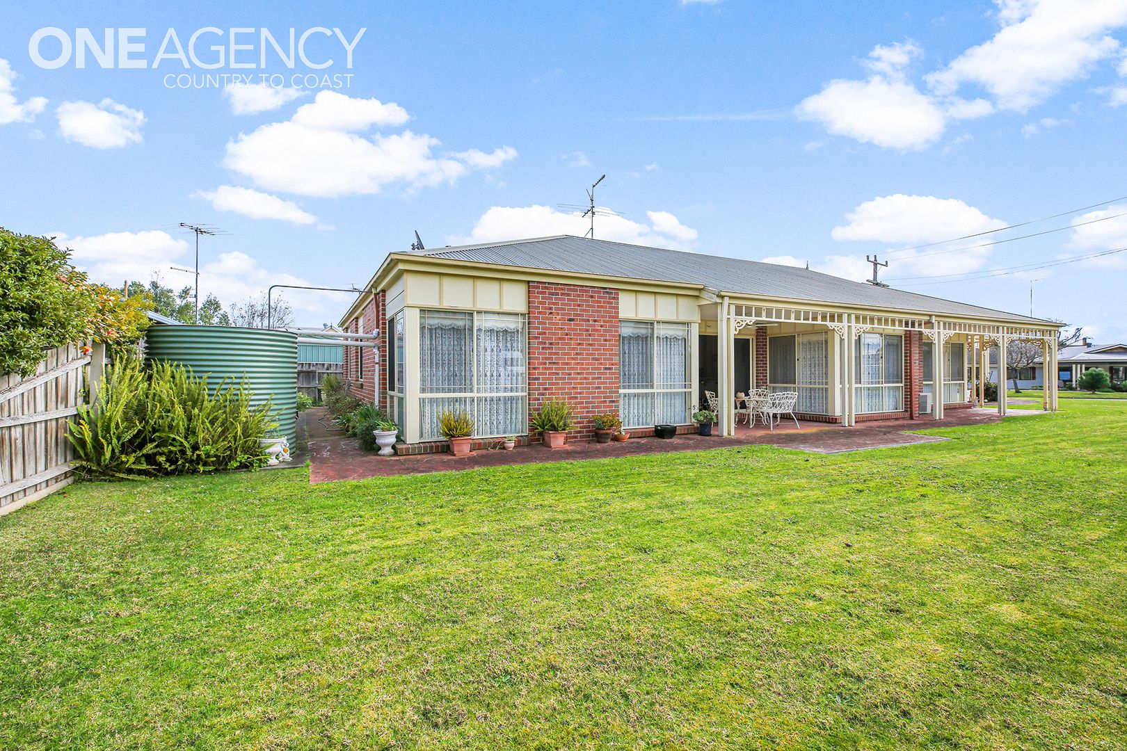 10 Centenary Drive, Trafalgar Property History & Address Research Domain