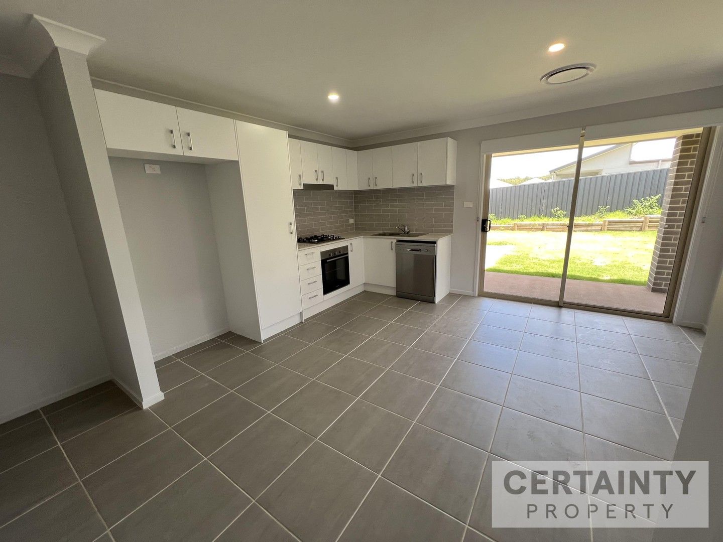 7a Castleton Close, Farley NSW 2320 House For Rent 450 Domain