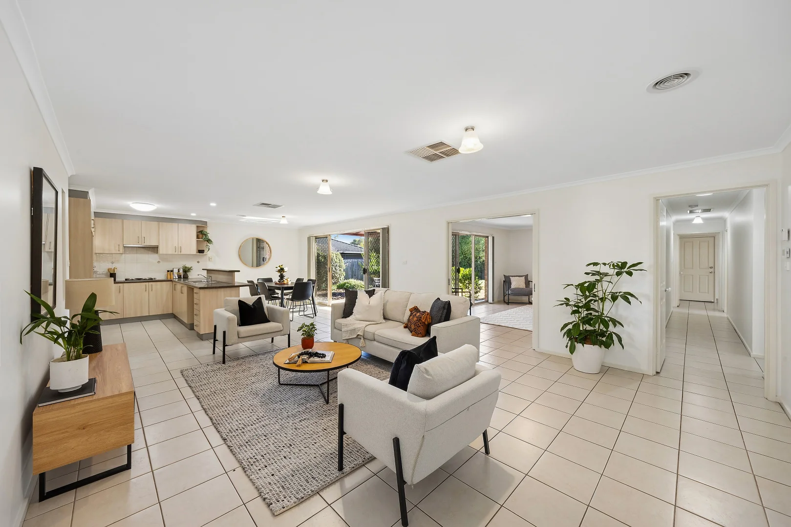 Additional image 2 of 4 Waghorn Street, Gungahlin ACT 2912