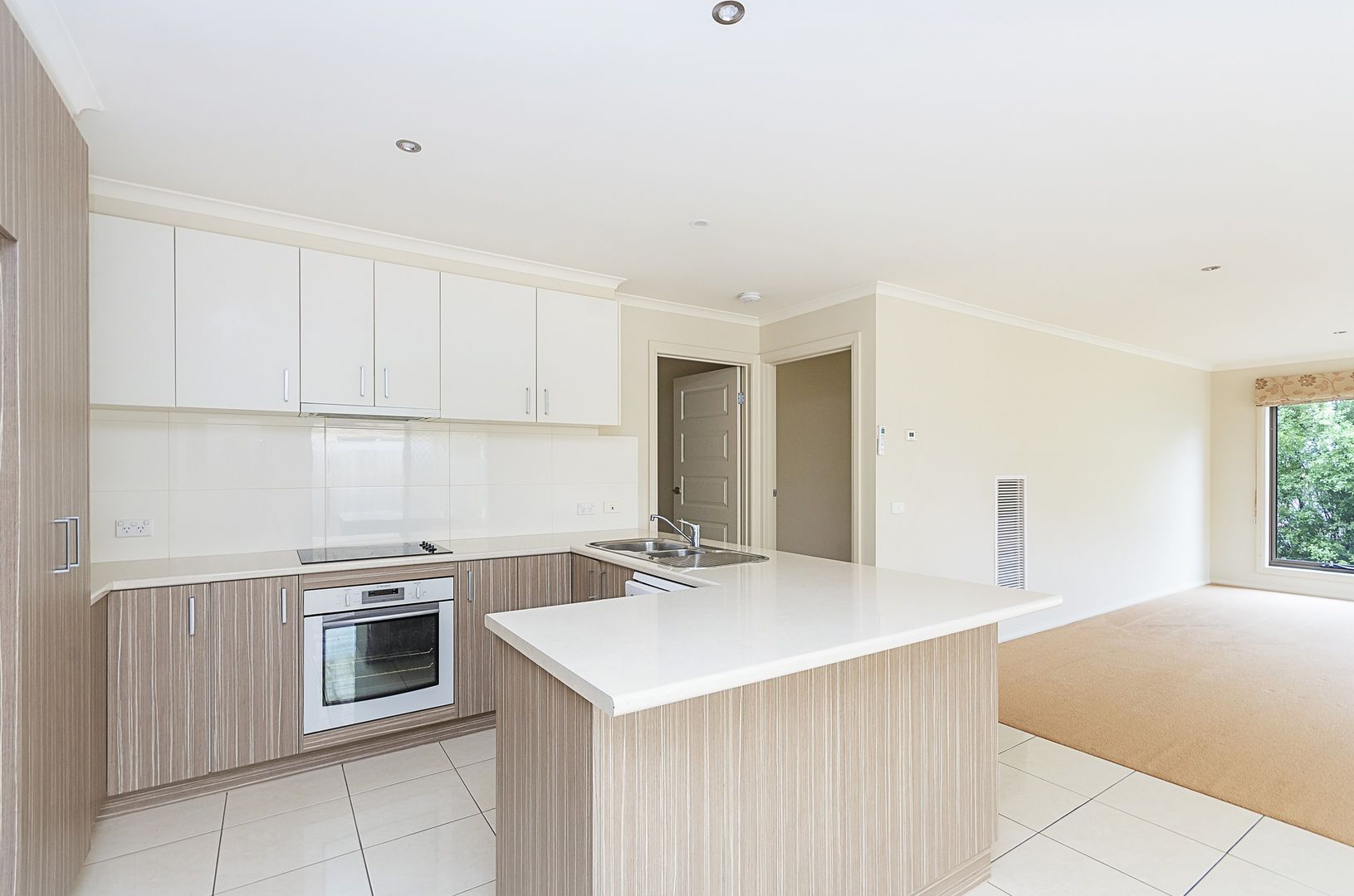 6 Singleton Court, Warrnambool VIC 3280, Image 2