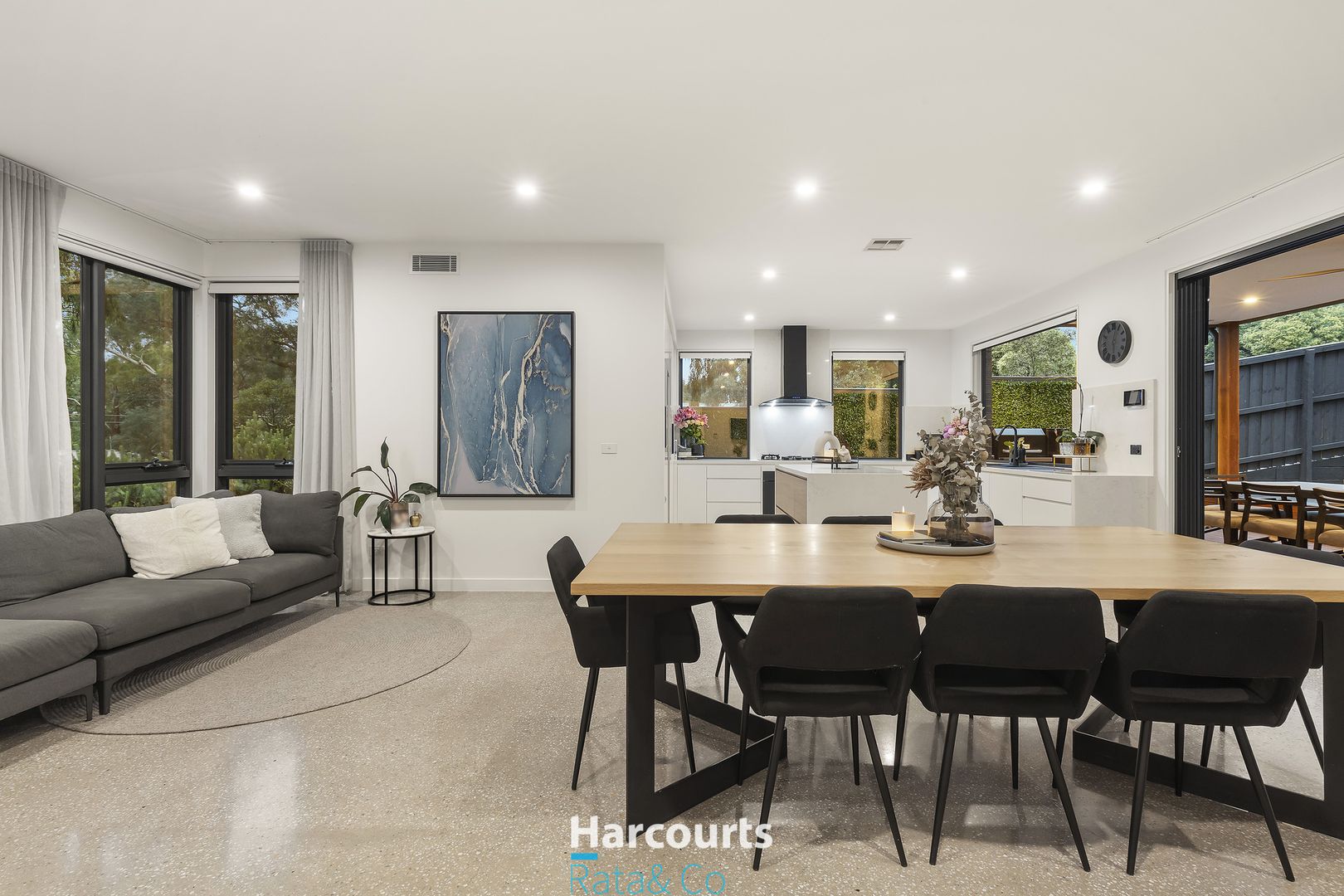 28 Carnon Street, Greensborough VIC 3088, Image 2