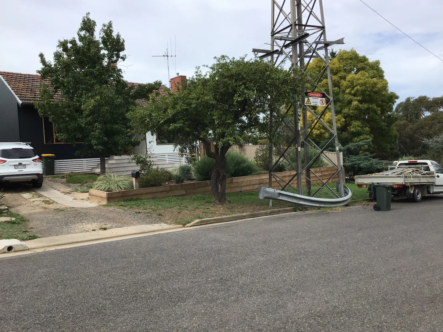 Additional image 13 of 4 Roberts Avenue, Castlemaine VIC 3450