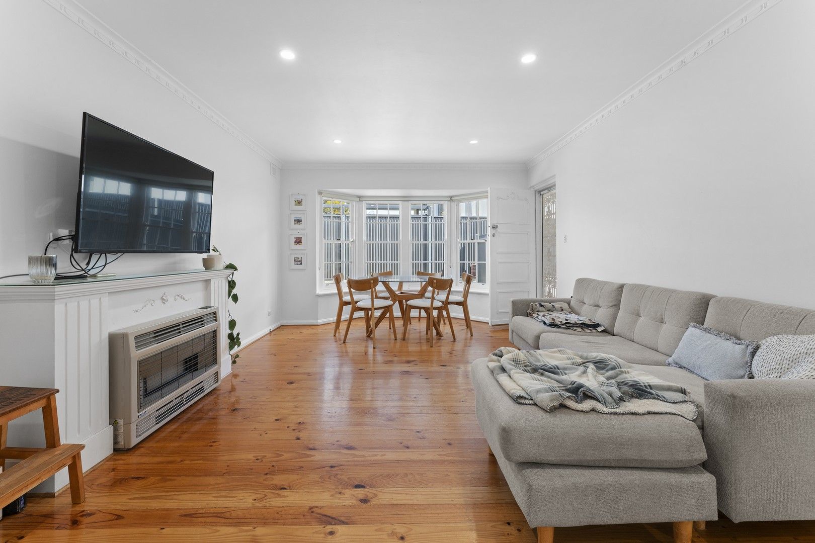 4/118 Seaview Road, Henley Beach South SA 5022 House For Rent 550