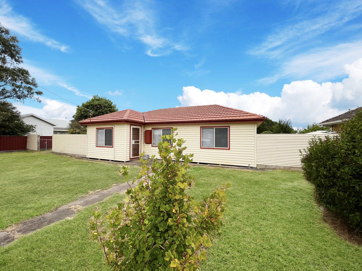 39 Carey St, Heywood VIC 3304 House For Rent Domain