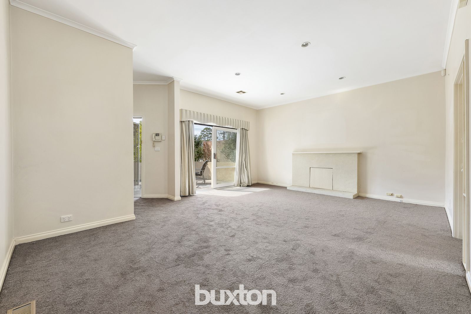 1/4 Denton Street, Brighton East VIC 3187, Image 2