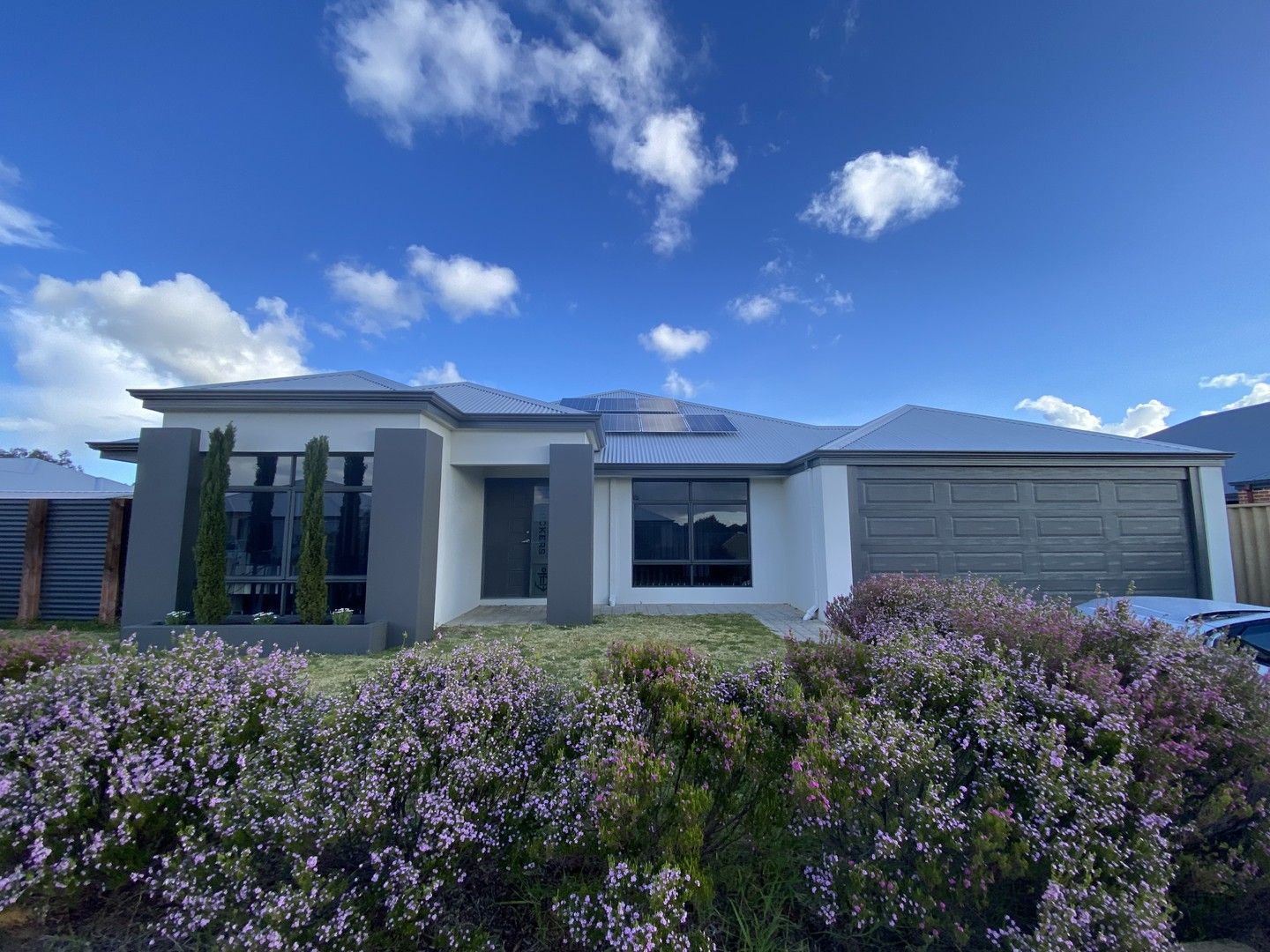 4 bedrooms House in 73 Chestnut Boulevard MILLBRIDGE WA, 6232