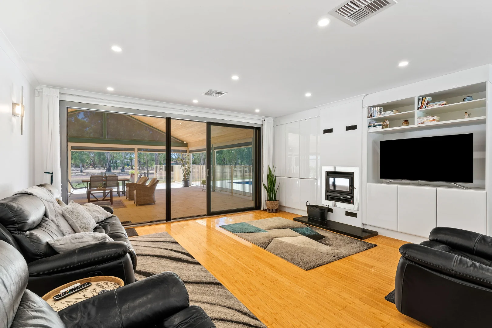 Additional image 11 of 120 Byford Meadows Drive, Oakford WA 6121