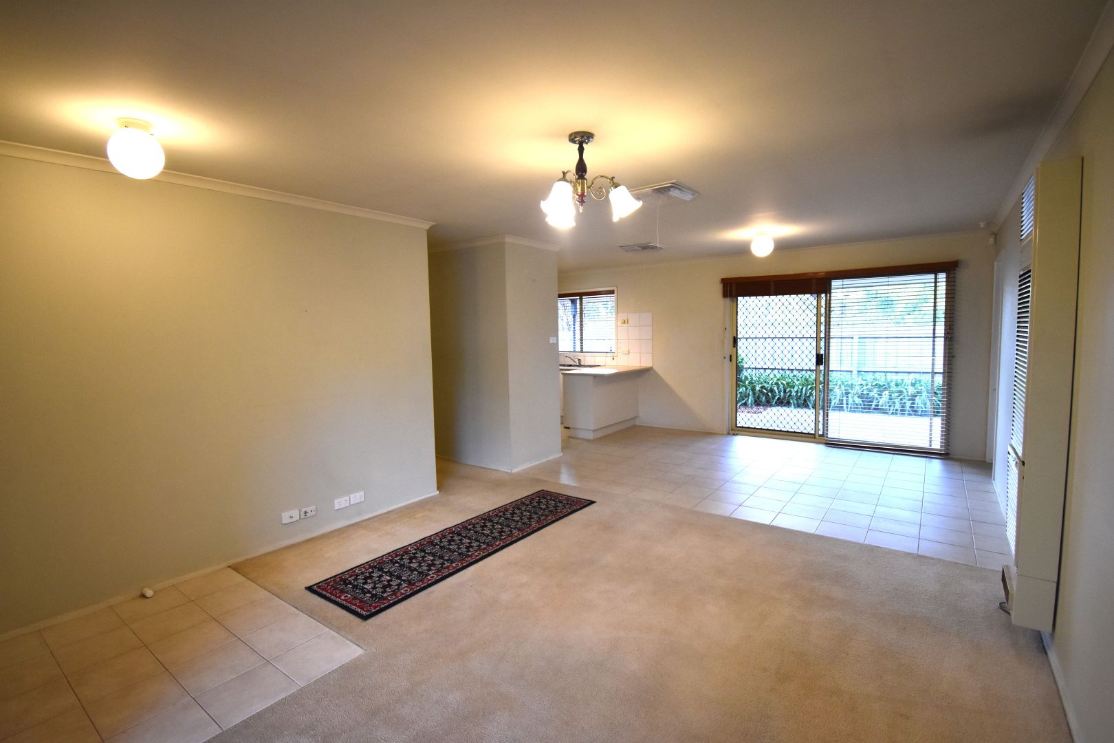 12 Marong Terrace, Forest Hill VIC 3131, Image 2