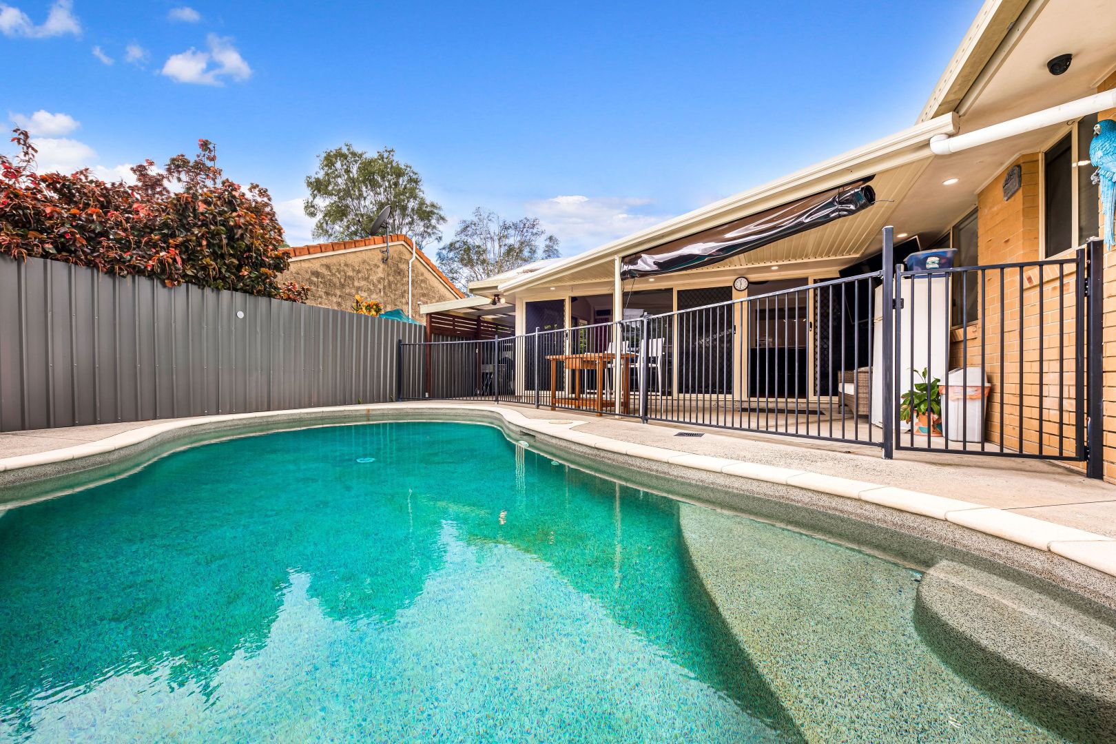 624 David Low Way, Pacific Paradise Property History & Address Research Domain