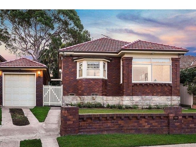 3 bedrooms House in 23 Carlton Crescent KOGARAH BAY NSW, 2217