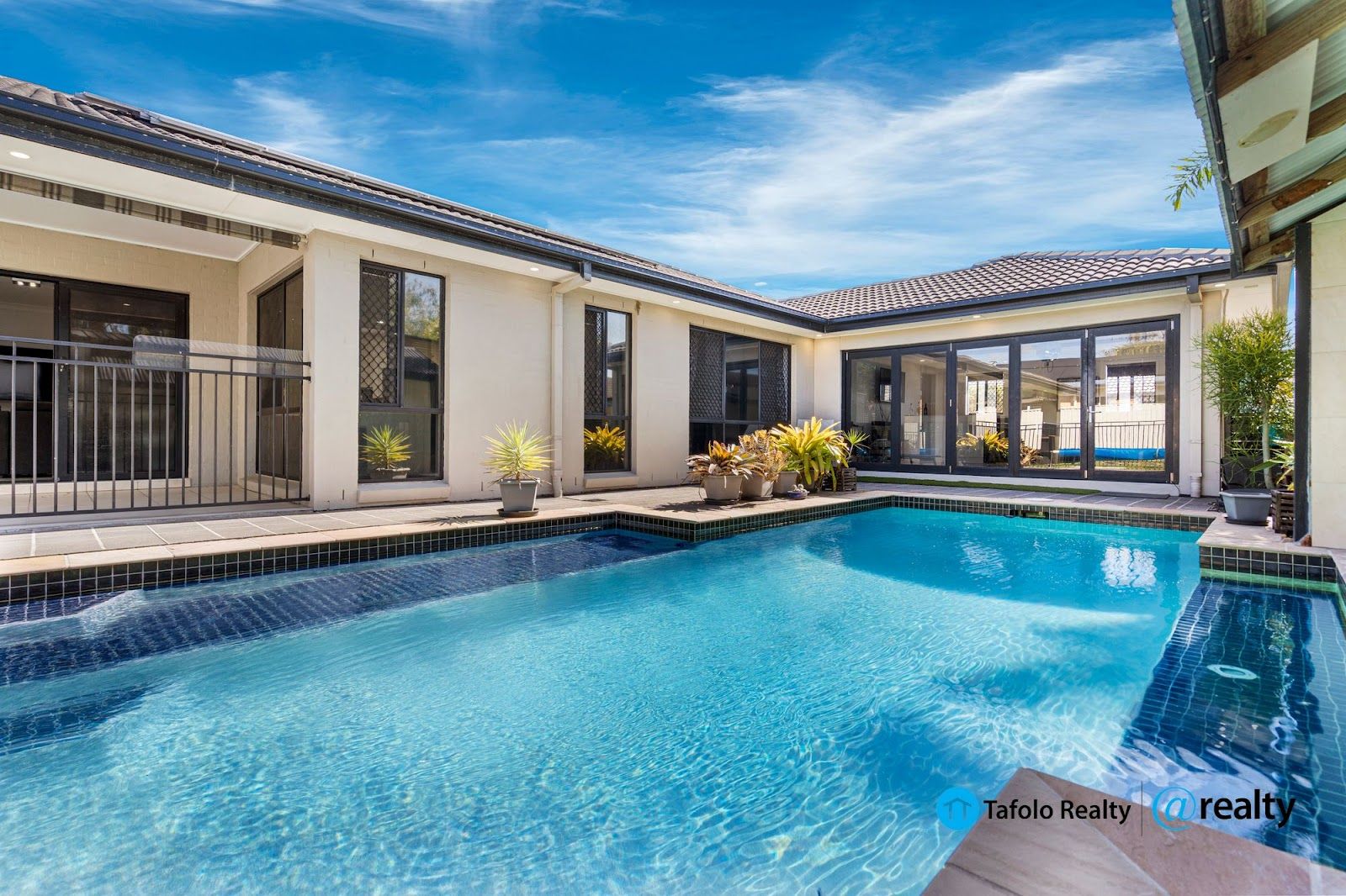 2 Pellita Court, Victoria Point QLD 4165, Image 0