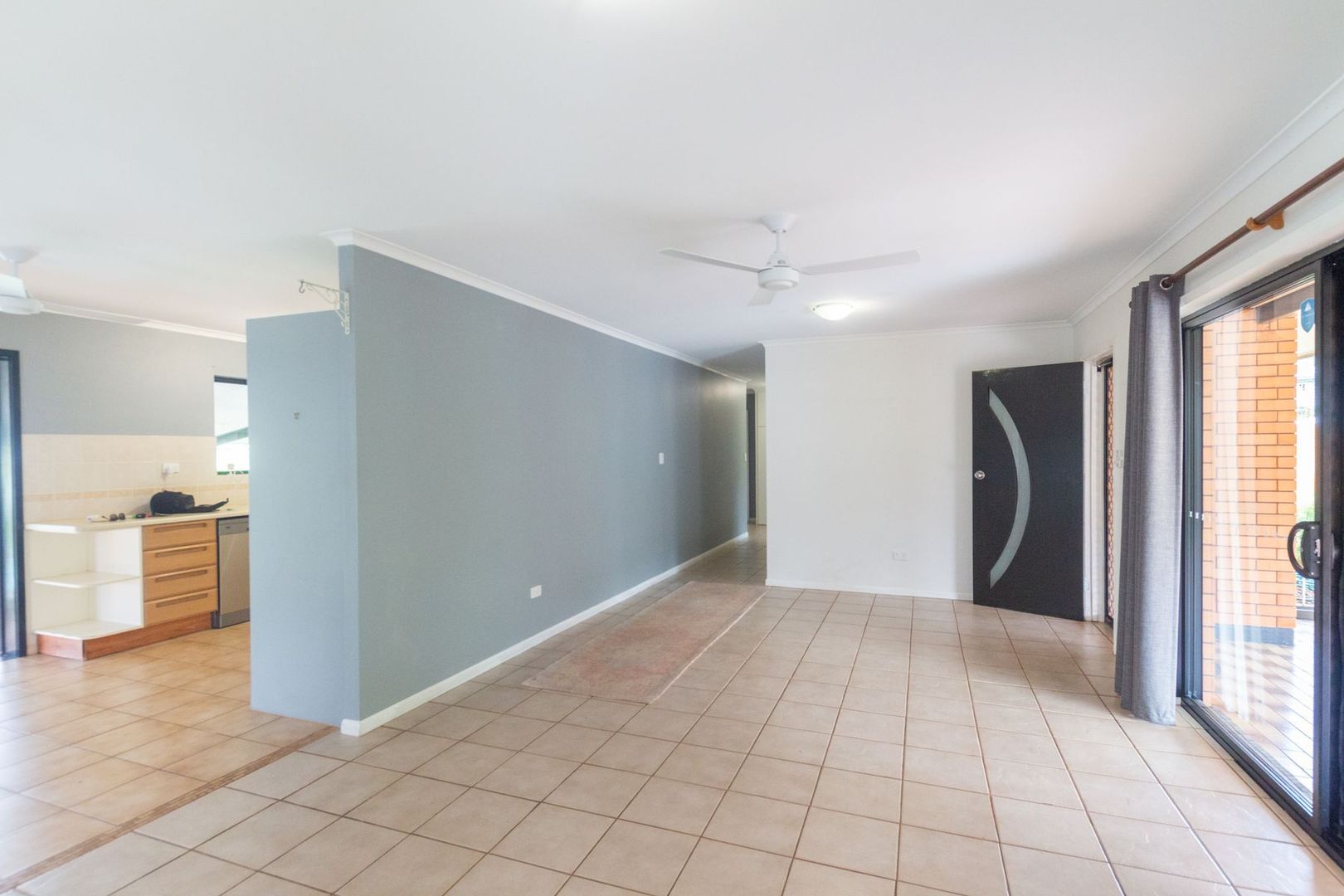 10 Alkoo Close, Bayview Heights QLD 4868, Image 2