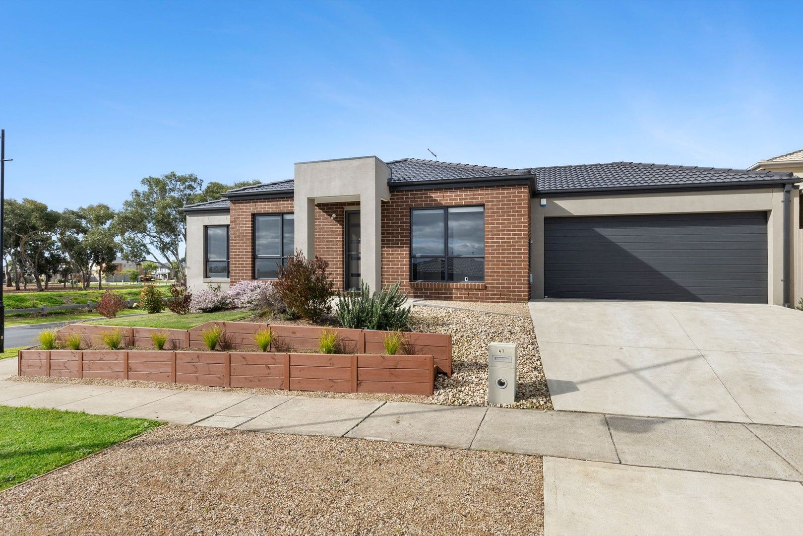 3 bedrooms House in 41 Kelpie Blvd CURLEWIS VIC, 3222
