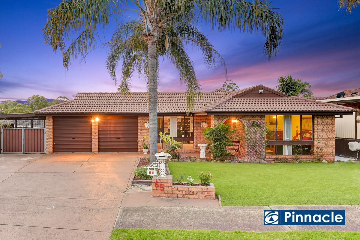 65 Kingfisher Avenue, Bossley Park NSW 2176, Image 0