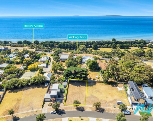 25 Mainsail Drive, St Leonards VIC 3223