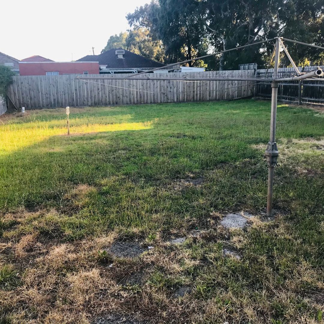 33 Waratah Street, Thomastown VIC 3074 Domain